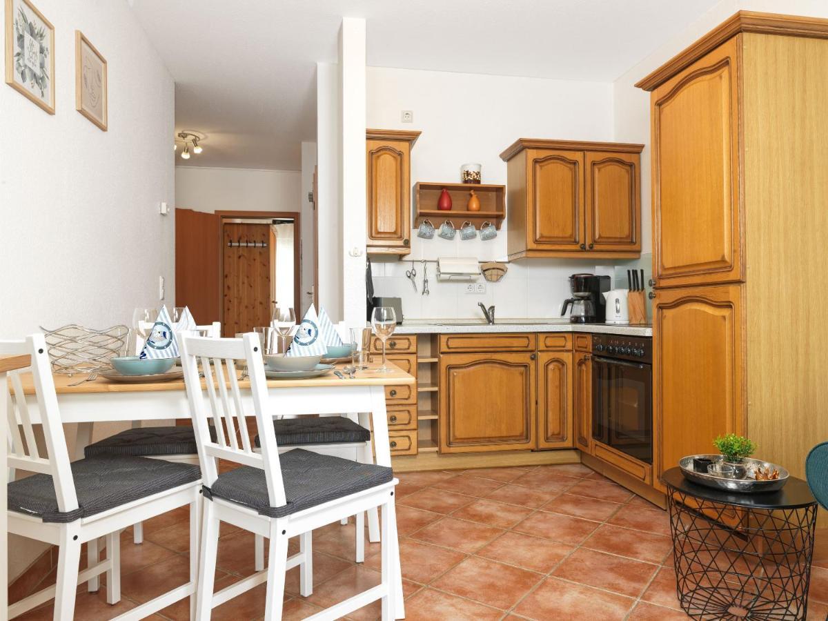 Family Oase Apartment Insel Poel Exterior photo
